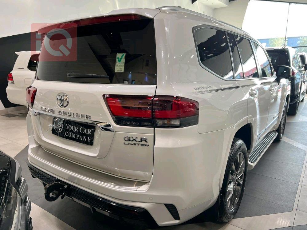 تويوتا لاندكروزر